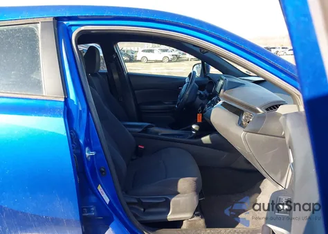 2018 Toyota C-Hr Xle z USA, uszkodzony, nr VIN NMTKHMBX8JR020464